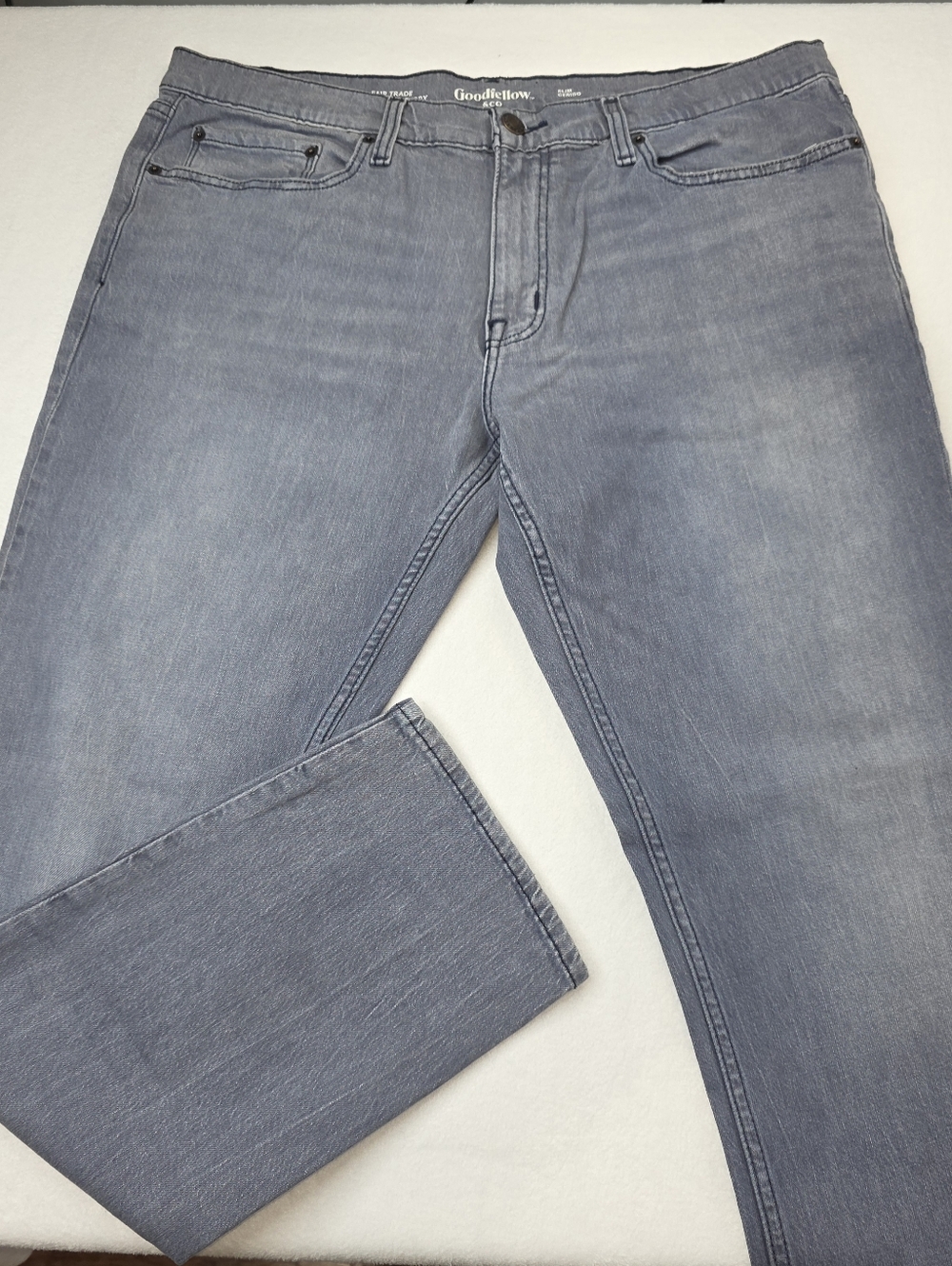 Goodfellow & Co Men's Light Gray Straight Jeans Size 38x32 Slim CQ-3651